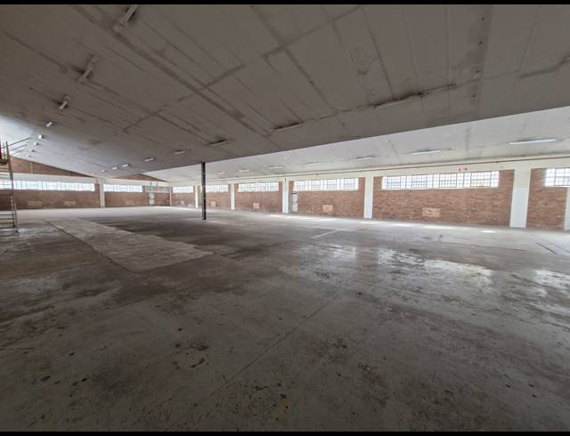 1,563M² WAREHOUSE FOR SALE IN BENROSE